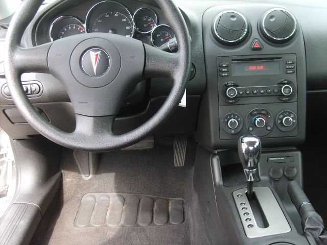 Pontiac G6 2007 photo 11