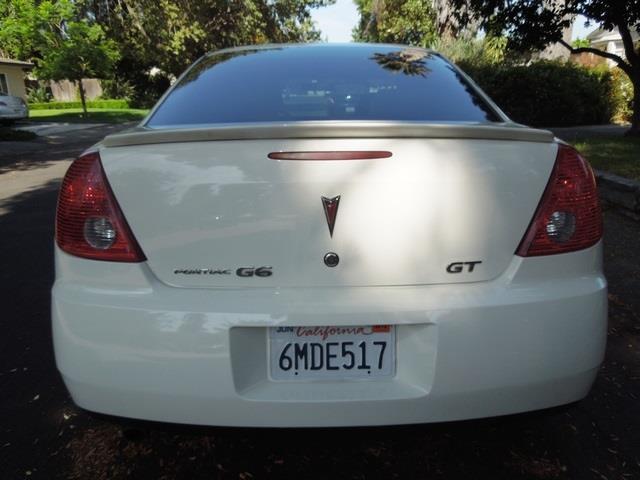 Pontiac G6 2007 photo 2