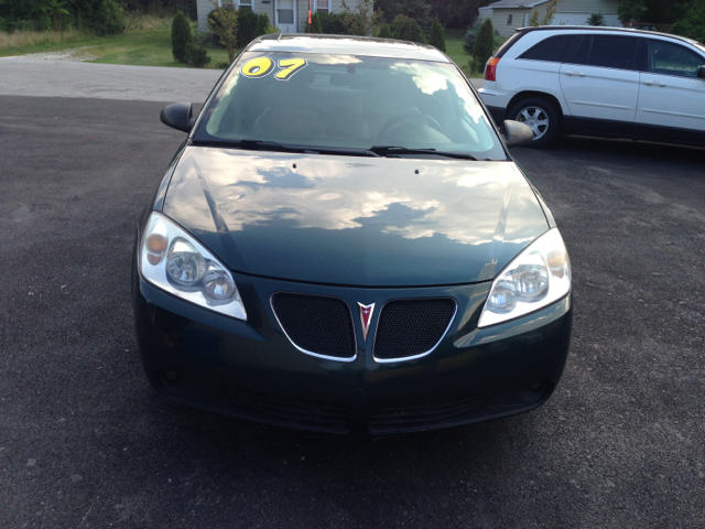 Pontiac G6 XUV SLE 4WD Sedan