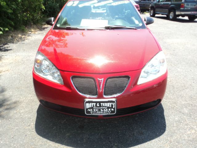 Pontiac G6 XUV SLE 4WD Sedan