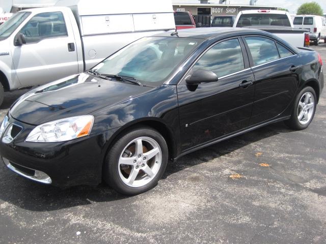 Pontiac G6 2008 photo 2