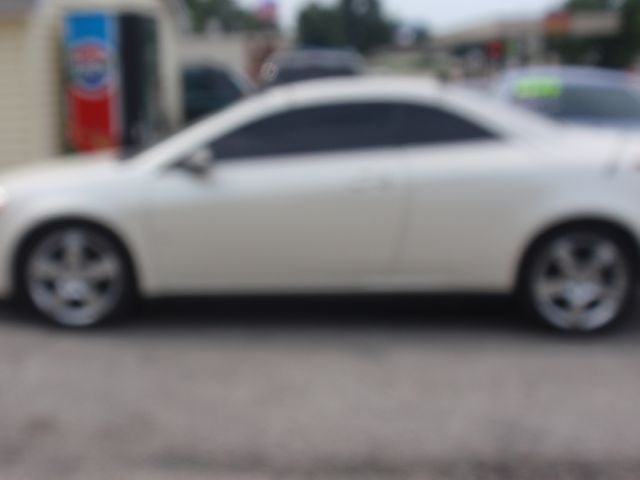 Pontiac G6 2008 photo 1