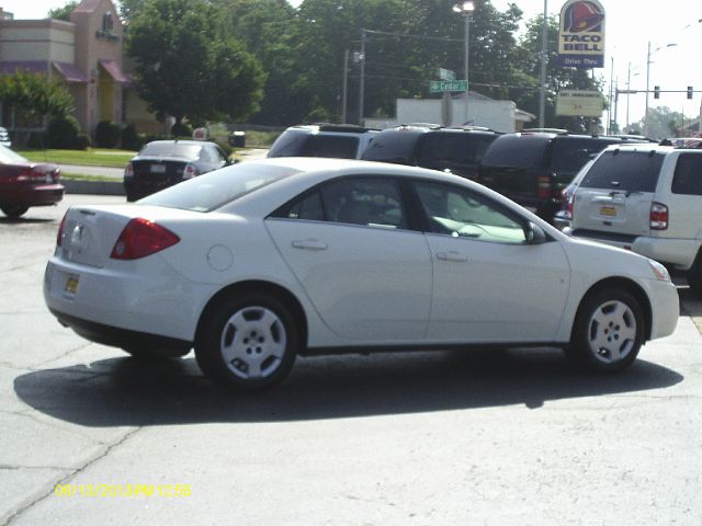 Pontiac G6 2008 photo 2