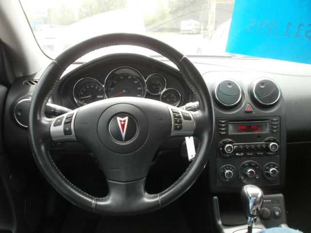 Pontiac G6 2008 photo 1