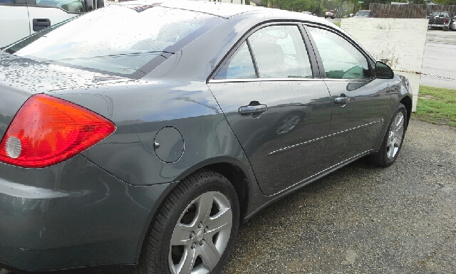 Pontiac G6 2008 photo 2