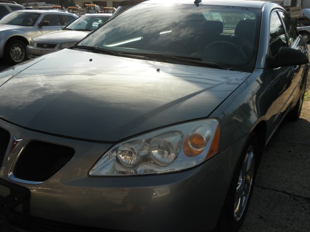 Pontiac G6 2008 photo 2