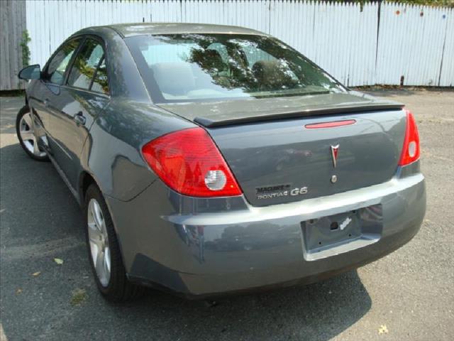 Pontiac G6 2008 photo 2