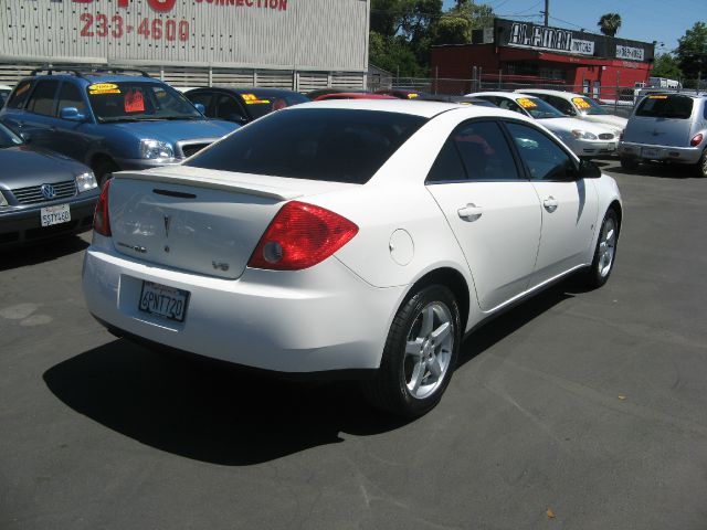 Pontiac G6 2008 photo 2