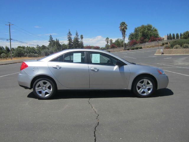 Pontiac G6 2008 photo 2