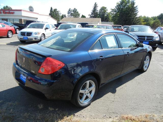 Pontiac G6 2008 photo 2