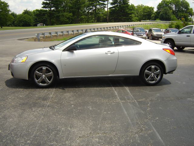 Pontiac G6 Sportback LS Coupe