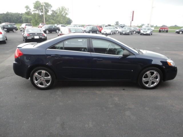 Pontiac G6 2008 photo 2