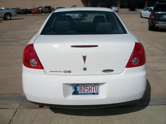 Pontiac G6 2008 photo 2