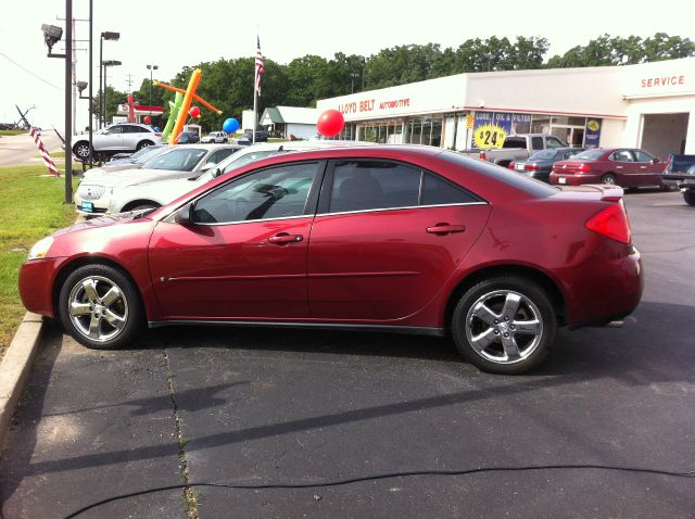 Pontiac G6 XUV SLE 4WD Sedan