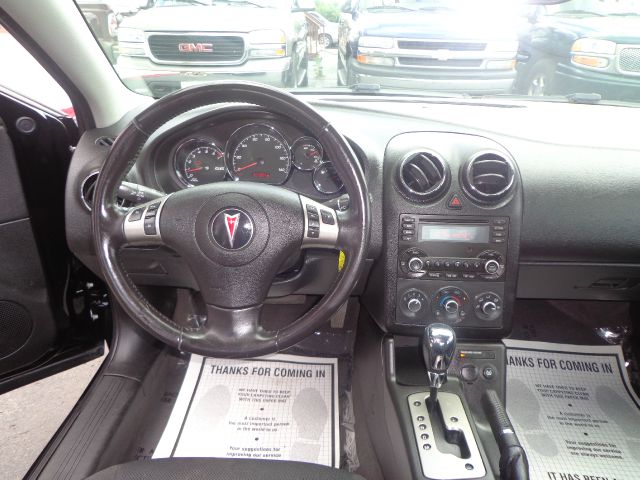 Pontiac G6 2008 photo 12