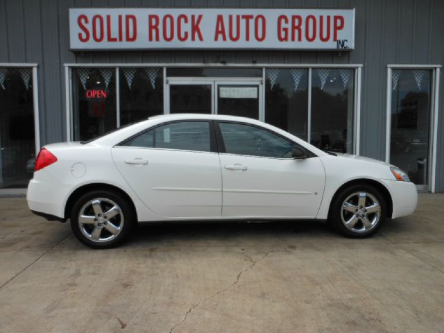 Pontiac G6 2008 photo 2