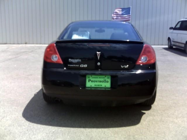 Pontiac G6 2008 photo 2