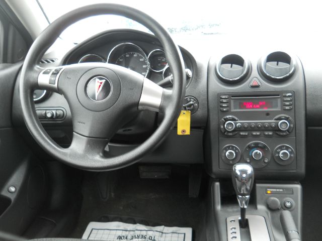 Pontiac G6 2008 photo 14