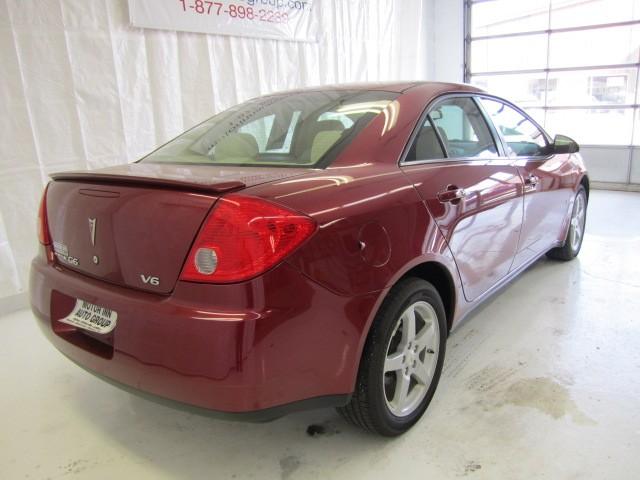 Pontiac G6 2008 photo 2