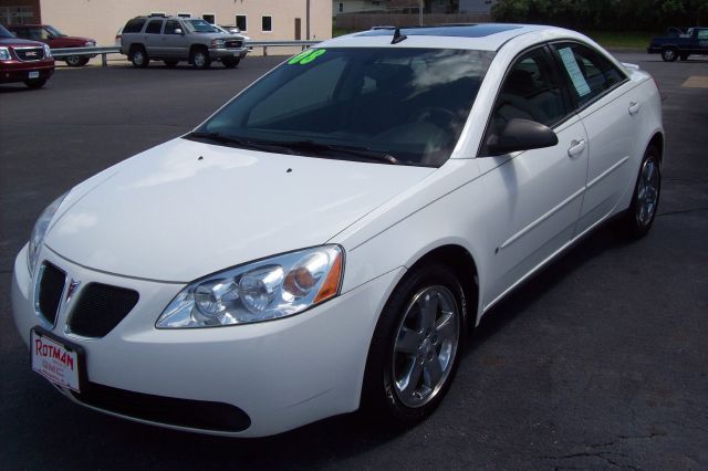 Pontiac G6 XUV SLE 4WD Sedan