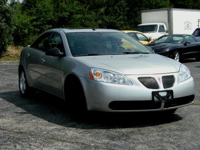 Pontiac G6 2008 photo 2