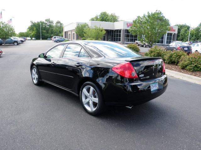 Pontiac G6 2008 photo 2