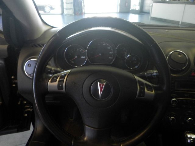 Pontiac G6 2008 photo 11