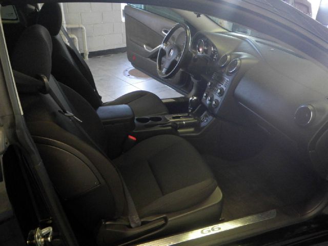 Pontiac G6 2008 photo 17