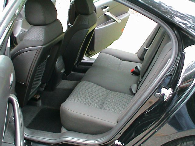 Pontiac G6 2008 photo 2