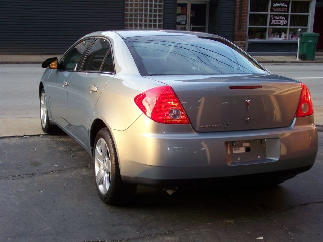 Pontiac G6 2008 photo 2