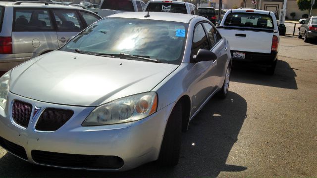 Pontiac G6 2008 photo 2