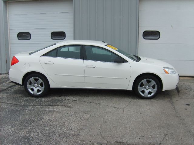 Pontiac G6 2008 photo 2