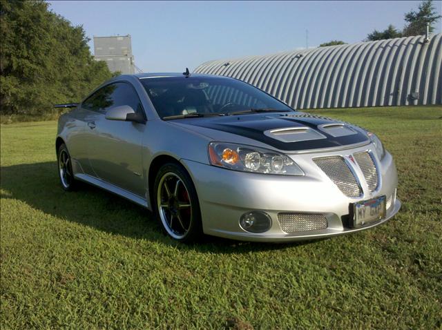 Pontiac G6 2008 photo 2