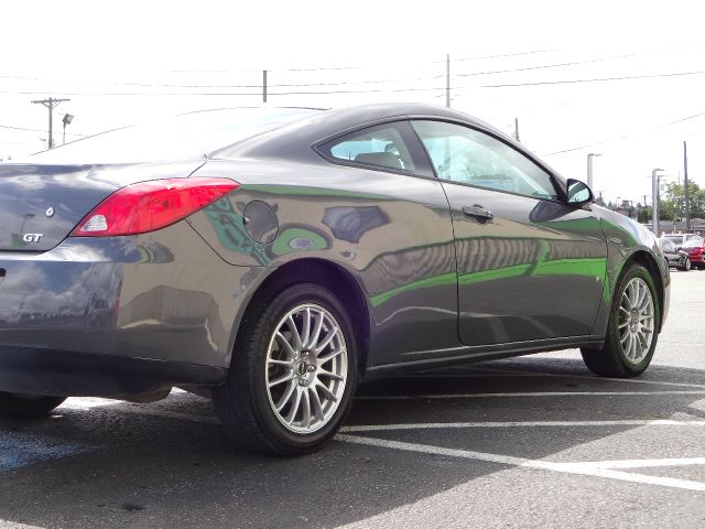 Pontiac G6 Sportback LS Coupe