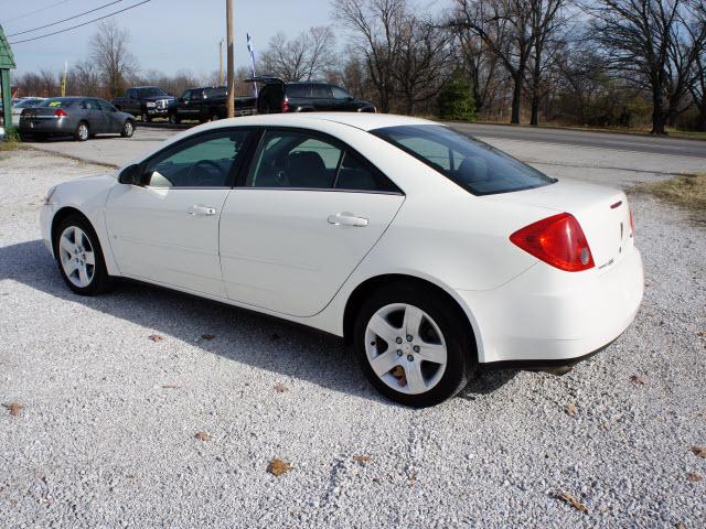 Pontiac G6 2008 photo 1