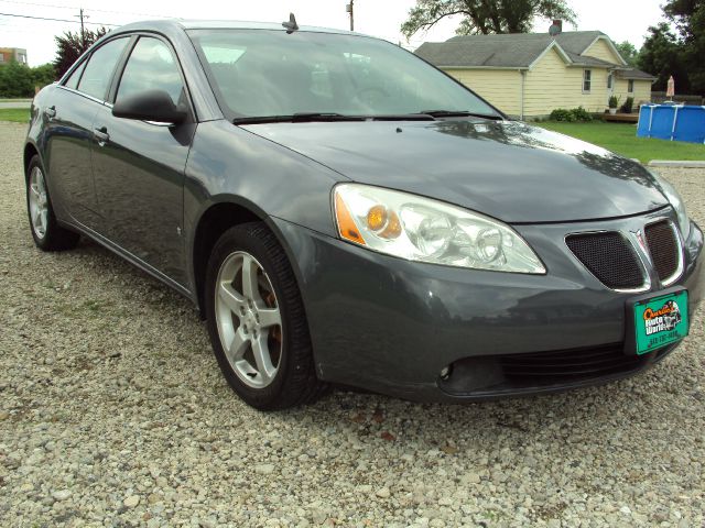 Pontiac G6 XUV SLE 4WD Sedan