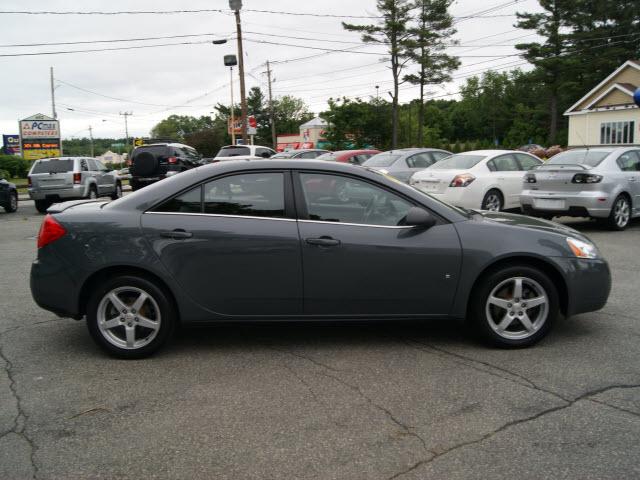 Pontiac G6 2009 photo 2