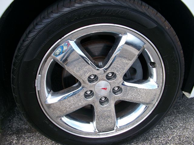 Pontiac G6 2009 photo 14