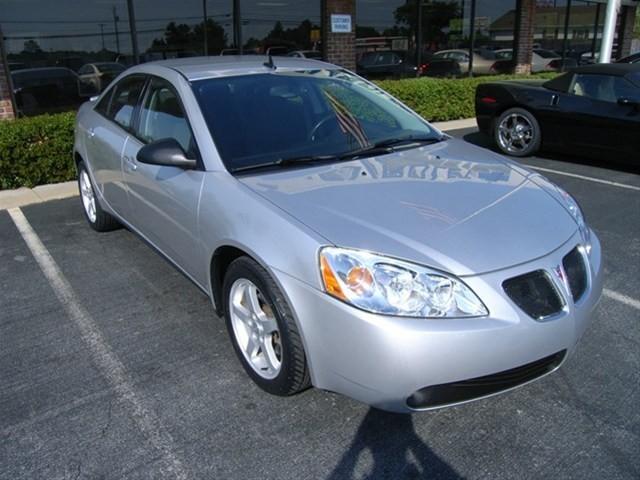 Pontiac G6 2009 photo 1