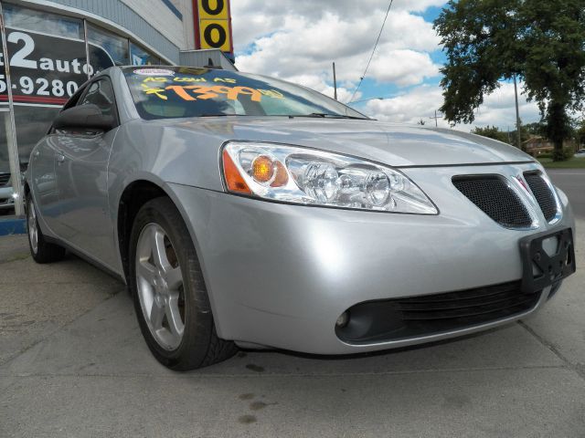 Pontiac G6 XUV SLE 4WD Sedan