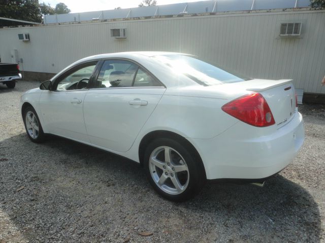 Pontiac G6 2009 photo 2