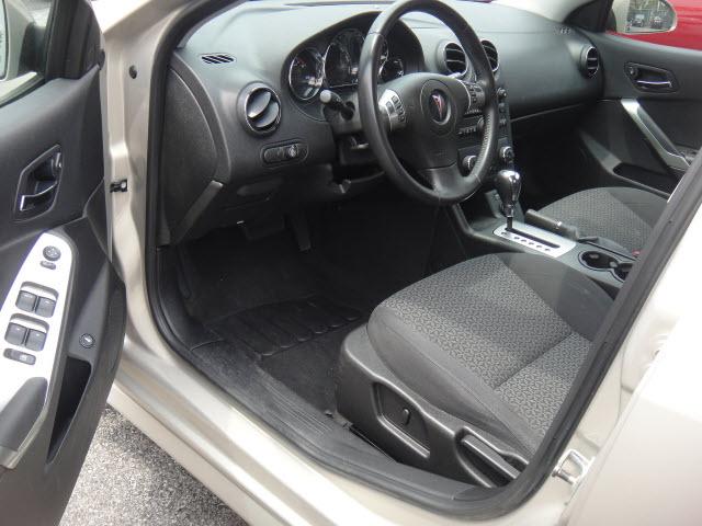 Pontiac G6 2009 photo 3