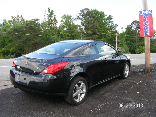 Pontiac G6 2009 photo 2