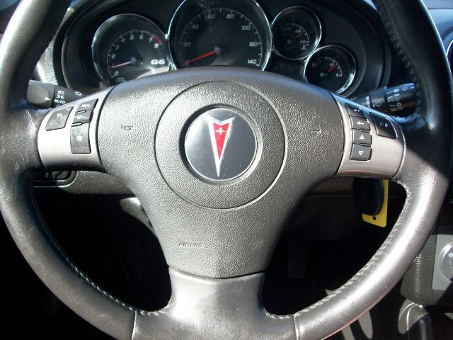 Pontiac G6 2009 photo 13