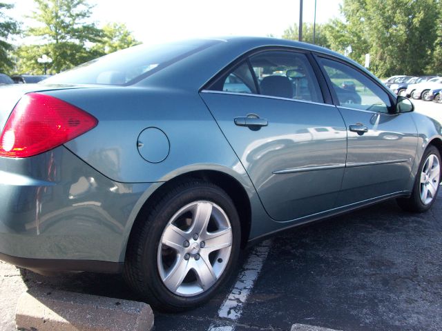 Pontiac G6 2009 photo 16