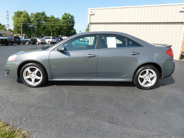 Pontiac G6 2009 photo 2