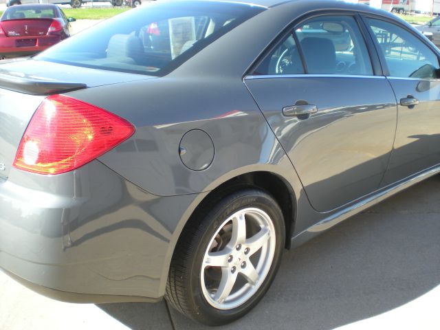 Pontiac G6 2009 photo 9