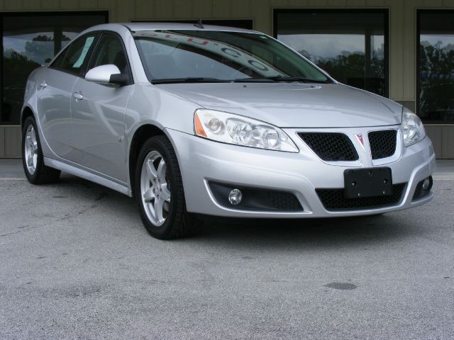 Pontiac G6 2009 photo 2