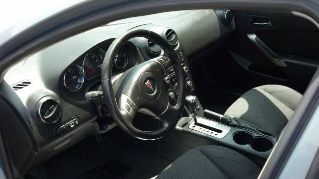 Pontiac G6 2009 photo 1