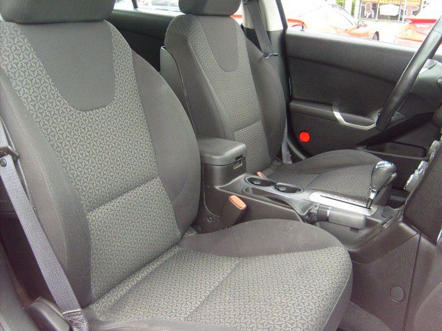 Pontiac G6 2009 photo 15